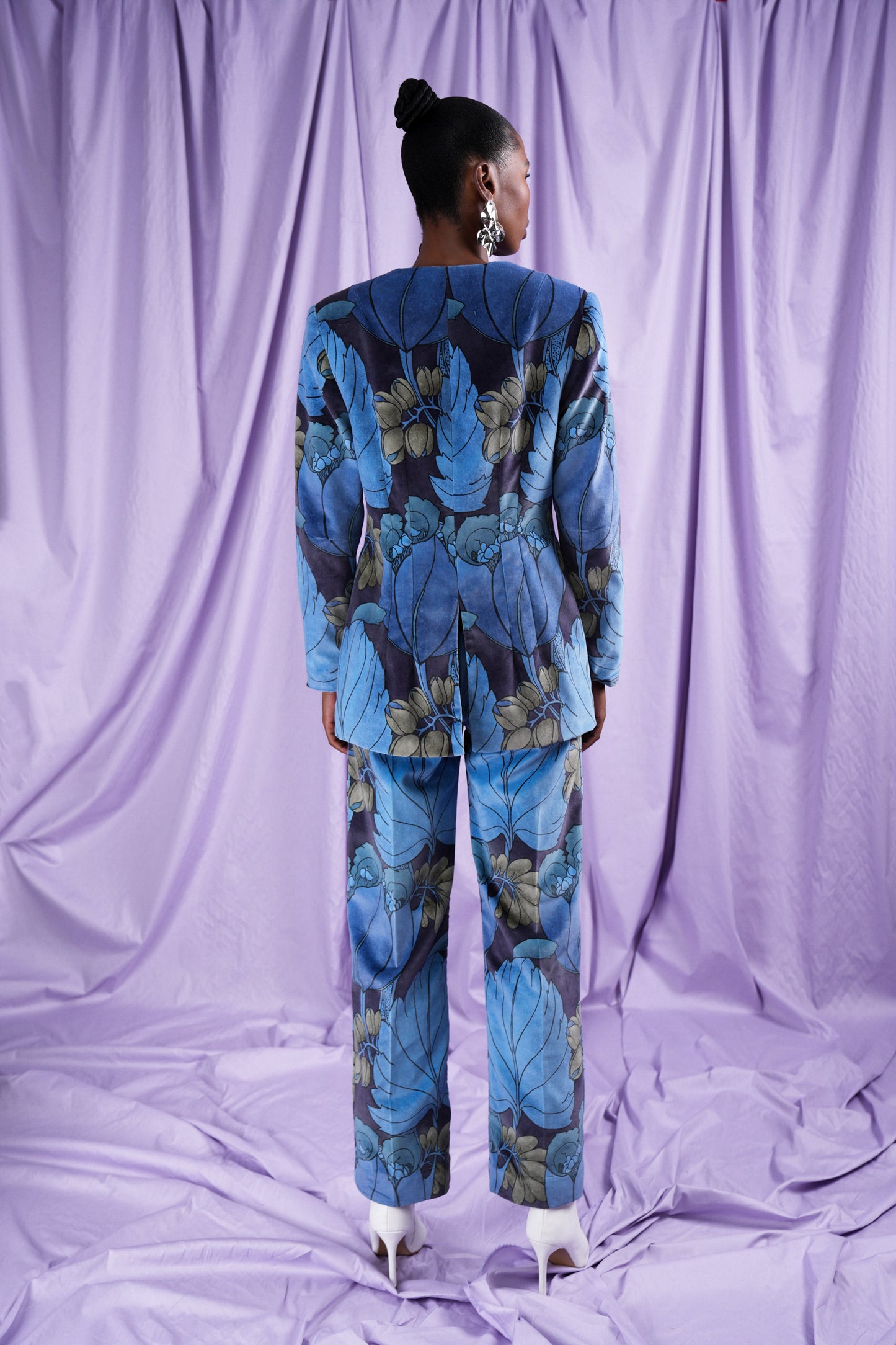 Velvet Floral Blazer (ML107)