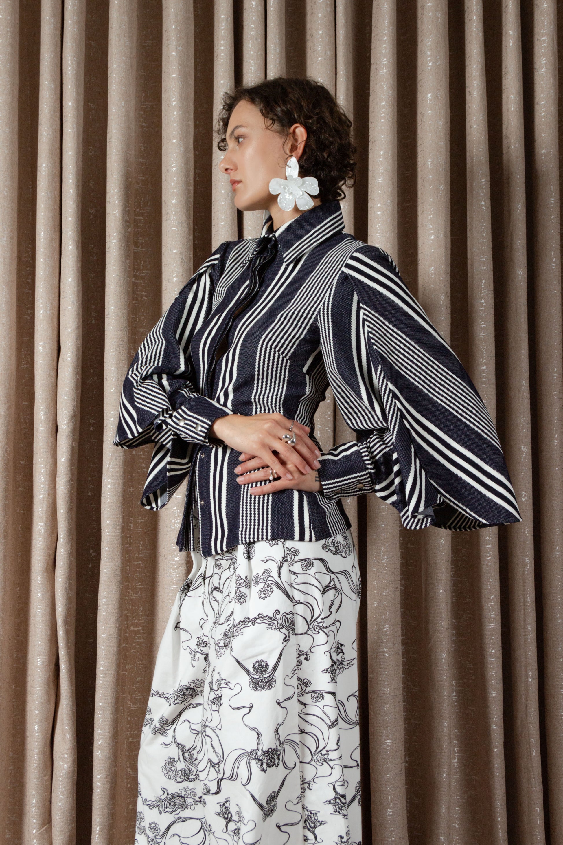 Bold Stripe Petal Sleeve Shirt (ML199)
