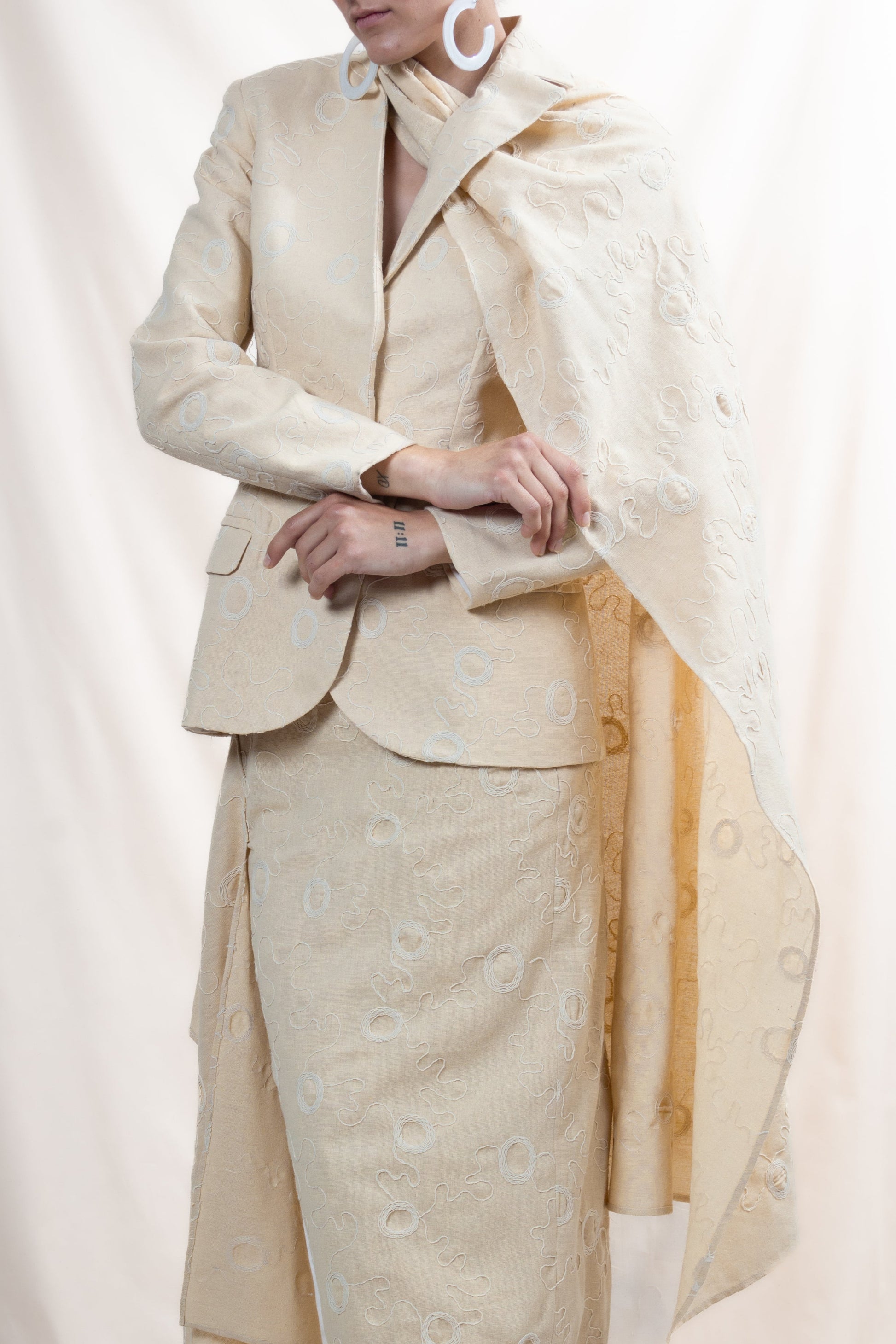 Scarf Embroidered Blazer (ML126)