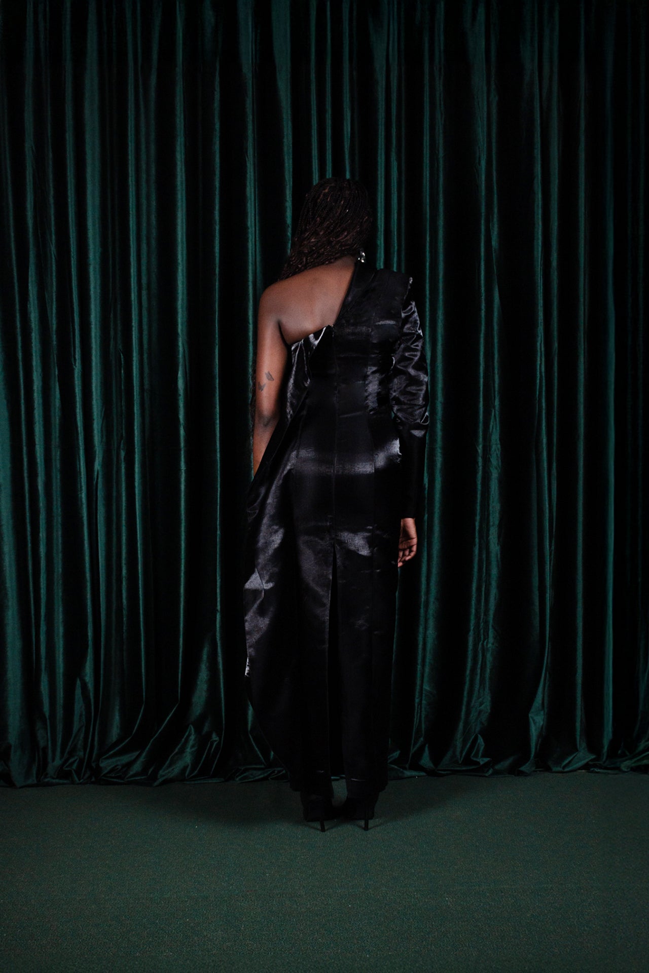 Mercado Orchid Gown (ML170)